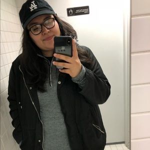 Meet your Posher, Brenda